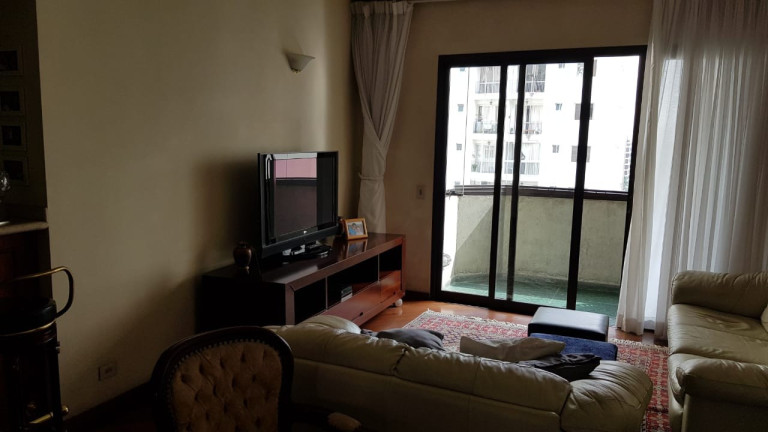 Imagem Apartamento com 4 Quartos à Venda, 194 m² em Campo Belo - São Paulo