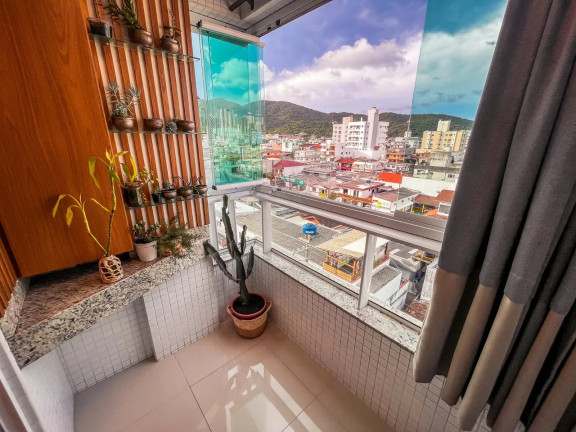 Imagem Apartamento com 2 Quartos à Venda, 69 m² em Nações - Balneário Camboriú