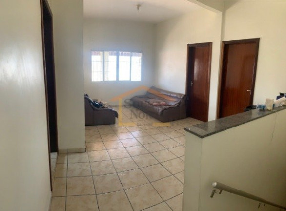 Imagem Sobrado com 7 Quartos à Venda, 230 m² em Vila Romero - São Paulo Imagem Sobrado com 7 Quartos à Venda, 230 m² em Vila Romero - São Paulo
