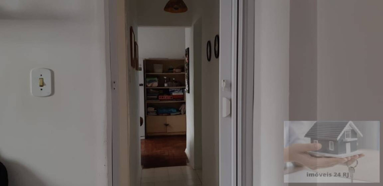 Imagem Apartamento com 2 Quartos à Venda, 50 m² em Laranjeiras - Rio De Janeiro Imagem Apartamento com 2 Quartos à Venda, 50 m² em Laranjeiras - Rio De Janeiro