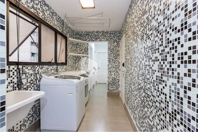 Imagem Apartamento com 4 Quartos à Venda, 197 m² em Itaim Bibi - São Paulo