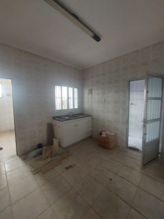 Imagem Casa com 1 Quarto para Alugar, 60 m² em Estância Fraternidade - Itaquaquecetuba