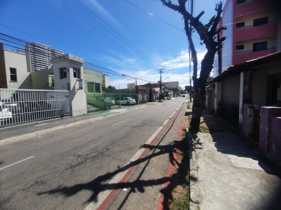 Imagem Casa com 2 Quartos à Venda, 241 m² em Fátima - Fortaleza