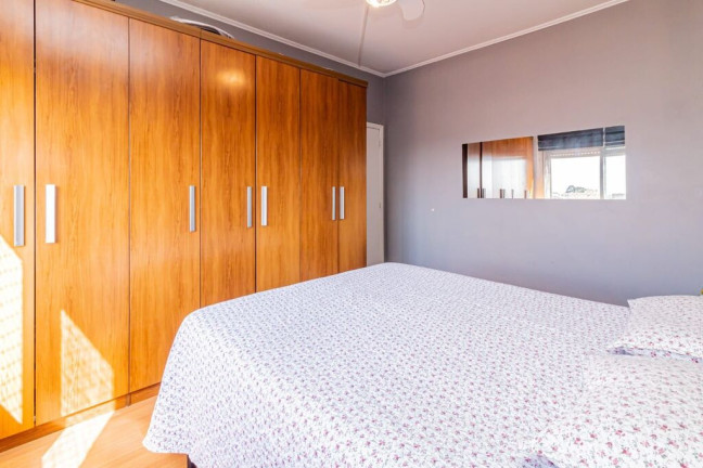Imagem Apartamento com 3 Quartos à Venda, 65 m² em São João - Porto Alegre Imagem Apartamento com 3 Quartos à Venda, 65 m² em São João - Porto Alegre