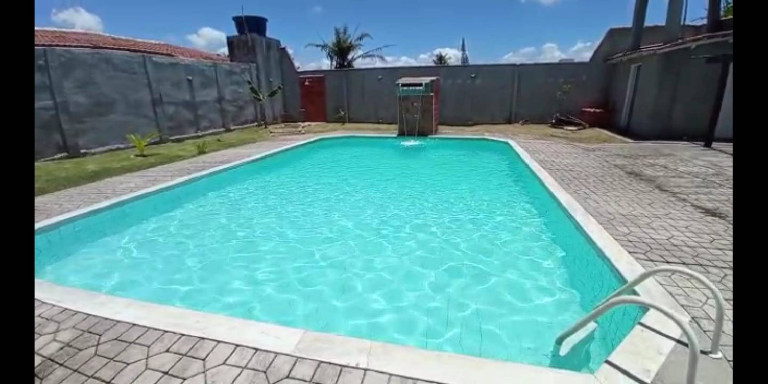 Imagem Sobrado com 13 Quartos à Venda, 700 m² em Ilhéus Imagem Sobrado com 13 Quartos à Venda, 700 m² em Ilhéus