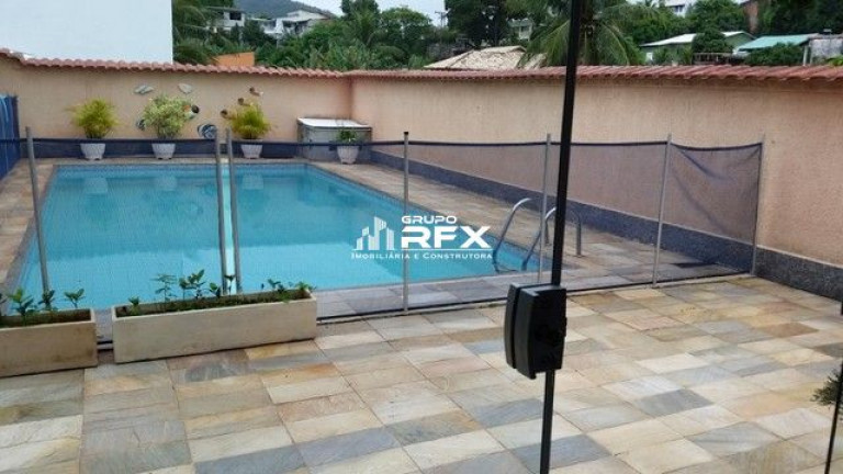 Casa com 3 Quartos à Venda, 525 m² em Maria Paula - Niterói