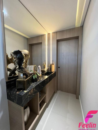 Cobertura com 3 Quartos à Venda, 215 m² em Barreiros - São José