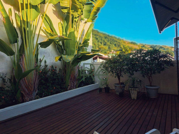 Imagem Casa com 3 Quartos à Venda, 300 m² em Praia Do Jardim - Angra Dos Reis Imagem Casa com 3 Quartos à Venda, 300 m² em Praia Do Jardim - Angra Dos Reis