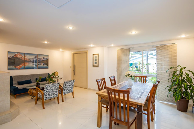 Imagem Casa de Condomínio com 4 Quartos à Venda, 187 m² em Butiatuvinha - Curitiba Imagem Casa de Condomínio com 4 Quartos à Venda, 187 m² em Butiatuvinha - Curitiba