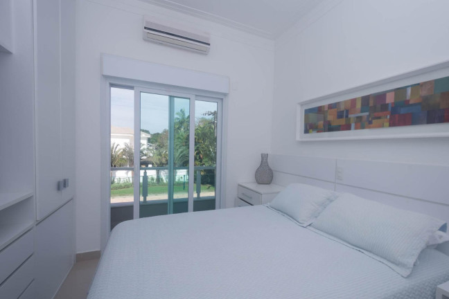 Imagem Imóvel com 7 Quartos à Venda, em Riviera - Bertioga Imagem Imóvel com 7 Quartos à Venda, em Riviera - Bertioga