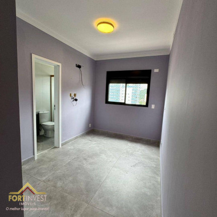 Imagem Imóvel com 3 Quartos à Venda, 131 m² em Canto Do Forte - Praia Grande Imagem Imóvel com 3 Quartos à Venda, 131 m² em Canto Do Forte - Praia Grande