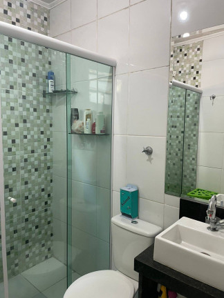 Imagem Casa com 3 Quartos à Venda,  em Taboão - Diadema