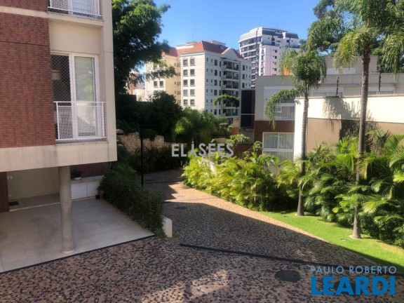 Imagem Sobrado com 4 Quartos à Venda, 321 m² em Vila Morumbi - São Paulo Imagem Sobrado com 4 Quartos à Venda, 321 m² em Vila Morumbi - São Paulo