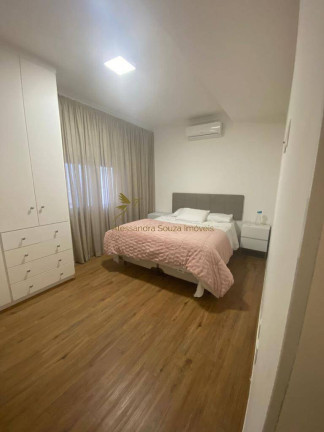 Imagem Casa com 4 Quartos à Venda, 360 m² em Alphaville - Santana De Parnaíba