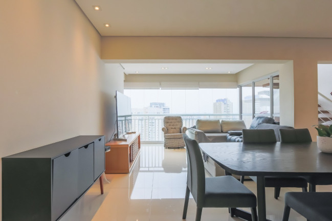 Imagem Imóvel com 3 Quartos à Venda, 232 m² em Vila Gumercindo - São Paulo Imagem Imóvel com 3 Quartos à Venda, 232 m² em Vila Gumercindo - São Paulo