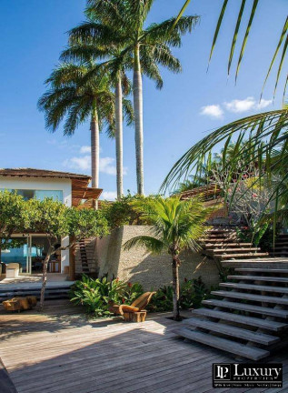 Imagem Casa de Condomínio com 8 Quartos à Venda, em Arraial D'ajuda - Porto Seguro Imagem Casa de Condomínio com 8 Quartos à Venda, em Arraial D'ajuda - Porto Seguro