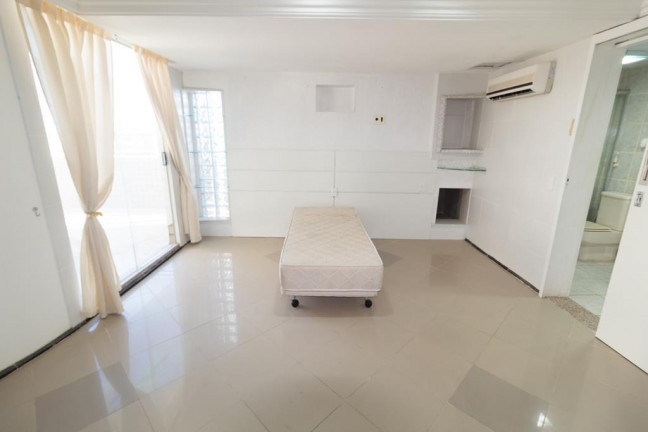 Imagem Cobertura com 4 Quartos à Venda, 300 m² em Meireles - Fortaleza Imagem Cobertura com 4 Quartos à Venda, 300 m² em Meireles - Fortaleza