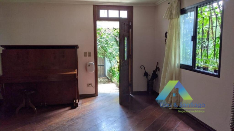 Imagem Casa com 4 Quartos à Venda, 200 m² em Moema - São Paulo Imagem Casa com 4 Quartos à Venda, 200 m² em Moema - São Paulo