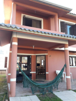 Sobrado com 4 Quartos à Venda, 110 m² em Rainha Do Mar - Xangri-la