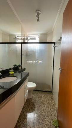 Imagem Apartamento com 3 Quartos à Venda, 180 m² Imagem Apartamento com 3 Quartos à Venda, 180 m²