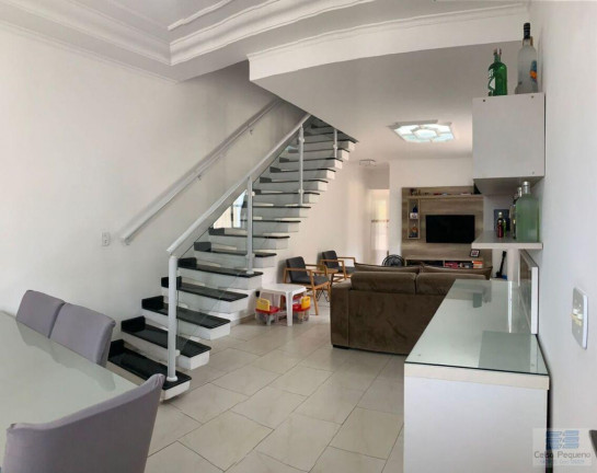 Imagem Casa com 3 Quartos à Venda, 101 m² em Guilhermina - Praia Grande Imagem Casa com 3 Quartos à Venda, 101 m² em Guilhermina - Praia Grande