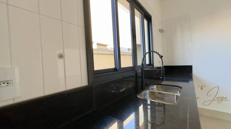 Imagem Casa com 3 Quartos à Venda, 300 m² em Jardim São Marcos - Valinhos