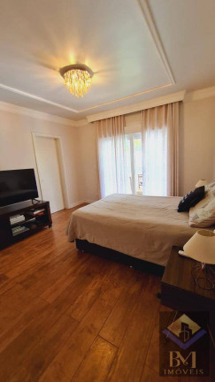 Imagem Casa com 3 Quartos à Venda, em São Paulo Imagem Casa com 3 Quartos à Venda, em São Paulo