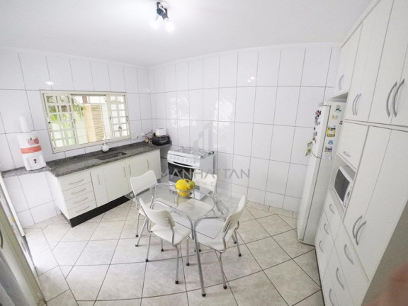 Imagem Sobrado com 3 Quartos à Venda, 174 m² em Parque Novo Mundo - Americana Imagem Sobrado com 3 Quartos à Venda, 174 m² em Parque Novo Mundo - Americana