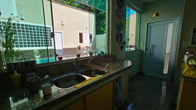 Imagem Casa com 4 Quartos à Venda, 214 m² em Taquara - Rio De Janeiro Imagem Casa com 4 Quartos à Venda, 214 m² em Taquara - Rio De Janeiro