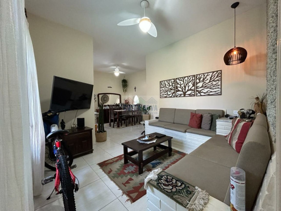 Imagem Casa com 2 Quartos à Venda, 160 m² em Solemar - Praia Grande Imagem Casa com 2 Quartos à Venda, 160 m² em Solemar - Praia Grande