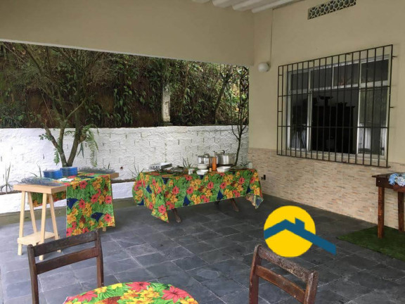 Imagem Casa com 3 Quartos à Venda, 200 m² em Várzea Das Moças - Niterói Imagem Casa com 3 Quartos à Venda, 200 m² em Várzea Das Moças - Niterói