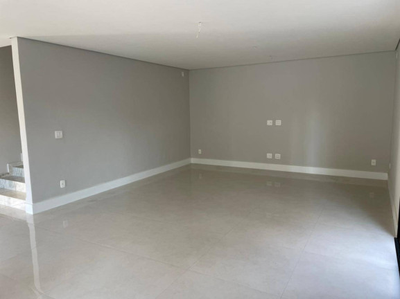 Imagem Casa com 2 Quartos à Venda, 720 m² em Condomínio Centro Comercial Alphaville - Barueri