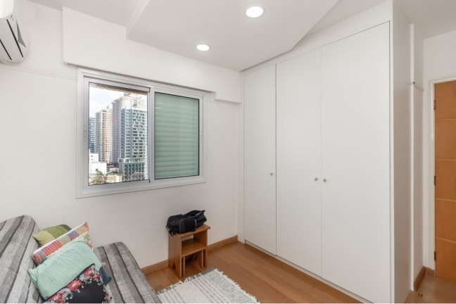 Imagem Imóvel com 3 Quartos à Venda, 190 m² em Jardim Das Acácias - São Paulo Imagem Imóvel com 3 Quartos à Venda, 190 m² em Jardim Das Acácias - São Paulo