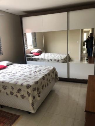 Imagem Casa com 5 Quartos à Venda, 160 m² em Itapegica - Guarulhos