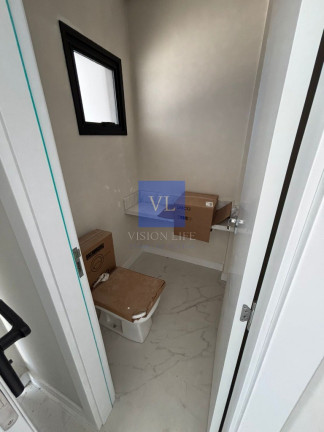 Imagem Casa com 3 Quartos à Venda, 160 m² em Jardim Das Américas - Curitiba Imagem Casa com 3 Quartos à Venda, 160 m² em Jardim Das Américas - Curitiba