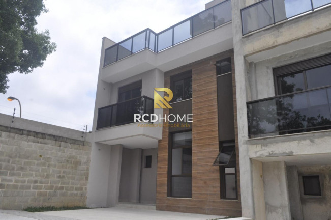 Imagem Casa com 3 Quartos à Venda, 176 m² em Bom Retiro - Curitiba Imagem Casa com 3 Quartos à Venda, 176 m² em Bom Retiro - Curitiba