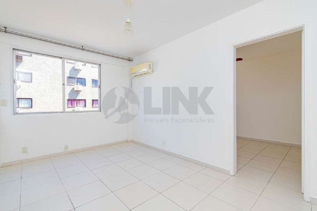 Imagem Apartamento com 1 Quarto à Venda, 41 m² em Menino Deus - Porto Alegre