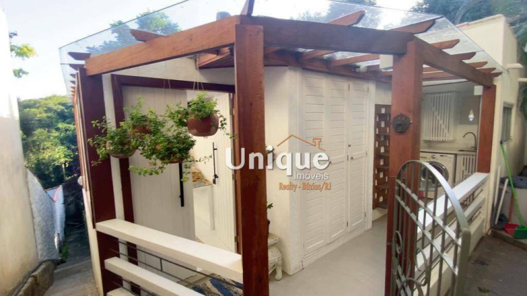 Imagem Casa com 2 Quartos à Venda, 120 m² em Ferradura - Armação Dos Búzios Imagem Casa com 2 Quartos à Venda, 120 m² em Ferradura - Armação Dos Búzios