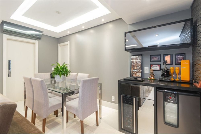 Imagem Apartamento com 2 Quartos à Venda, 102 m² em Jardim Europa - Porto Alegre