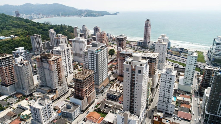 Imagem Apartamento com 2 Quartos à Venda, 63 m² em Itapema - Itapema