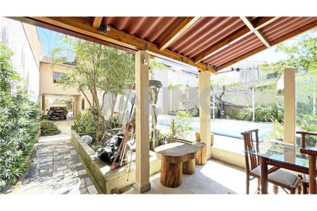 Imagem Casa com 2 Quartos à Venda, em Partenon - Porto Alegre Imagem Casa com 2 Quartos à Venda, em Partenon - Porto Alegre