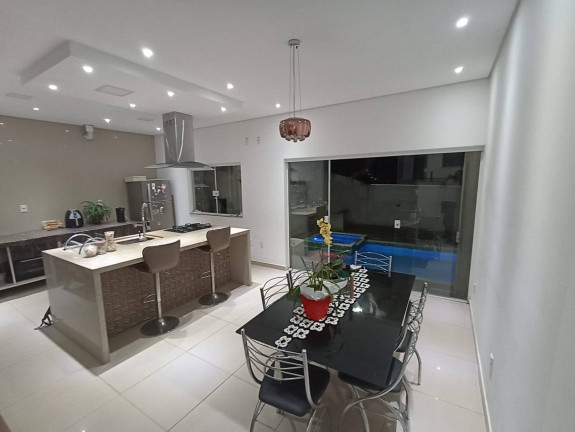Imagem Casa com 3 Quartos à Venda, 265 m² em Loteamento Jardim Tropical - Jundiaí