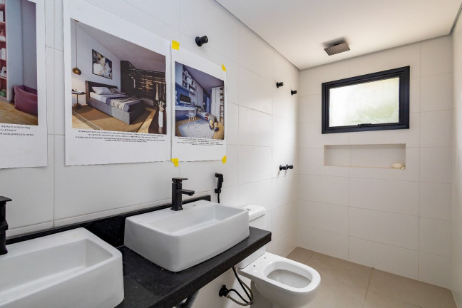 Imagem Sobrado com 3 Quartos à Venda, 190 m² em Vista Alegre - Curitiba