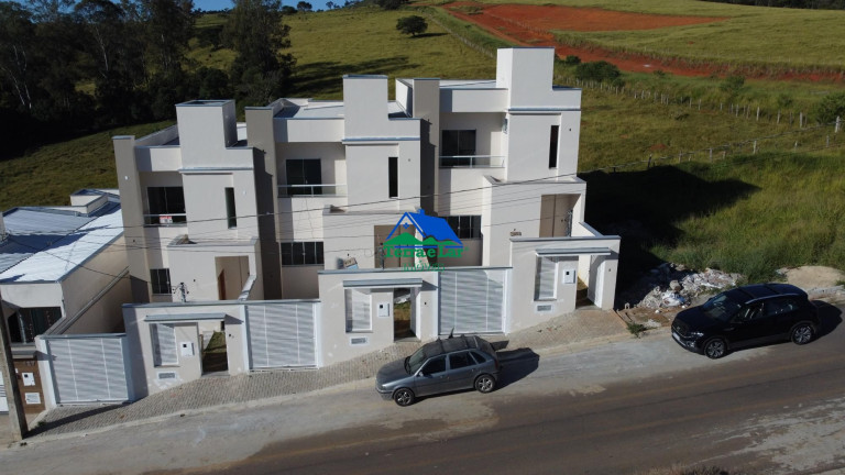 Imagem Casa com 3 Quartos à Venda, 146 m² em Centro - Cruzília Imagem Casa com 3 Quartos à Venda, 146 m² em Centro - Cruzília
