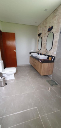 Imagem Chácara com 3 Quartos à Venda, 250 m² em Centro - Jambeiro Imagem Chácara com 3 Quartos à Venda, 250 m² em Centro - Jambeiro