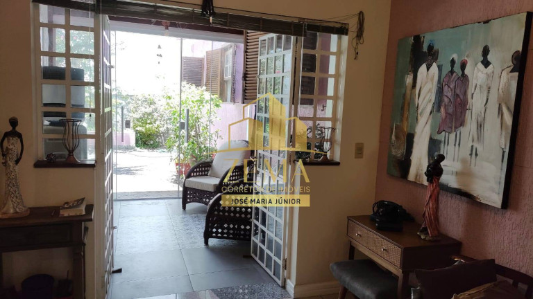 Imagem Casa com 3 Quartos à Venda, 250 m² em Vila Oliveira - Mogi Das Cruzes