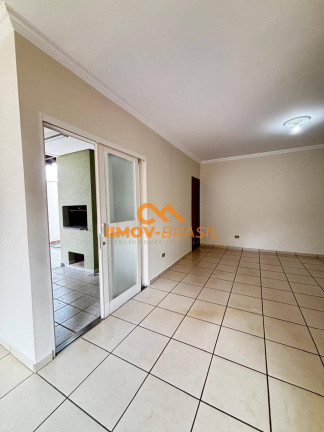 Imagem Sobrado com 3 Quartos para Alugar, 250 m² em Caranda Bosque - Campo Grande Imagem Sobrado com 3 Quartos para Alugar, 250 m² em Caranda Bosque - Campo Grande