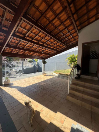 Imagem Casa com 3 Quartos à Venda, 412 m² em Guatambu - Piedade Imagem Casa com 3 Quartos à Venda, 412 m² em Guatambu - Piedade
