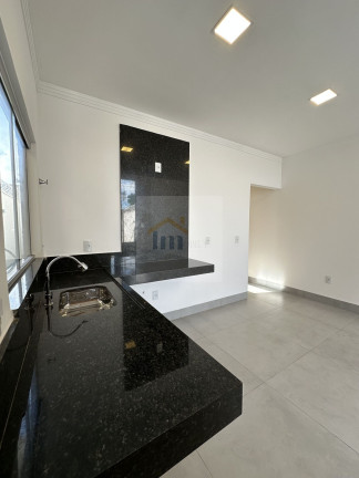 Imagem Casa com 3 Quartos à Venda, 116 m² em Residencial Itaipu - Goiânia Imagem Casa com 3 Quartos à Venda, 116 m² em Residencial Itaipu - Goiânia