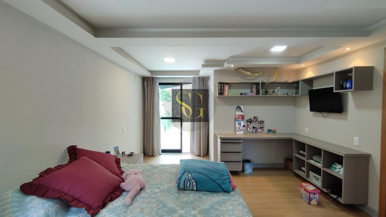 Imagem Casa com 3 Quartos à Venda, 682 m² em Parque Do Ingá - Teresópolis Imagem Casa com 3 Quartos à Venda, 682 m² em Parque Do Ingá - Teresópolis
